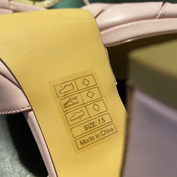 BAIT t-strap heels - 7.5 - Picture 5 of 5